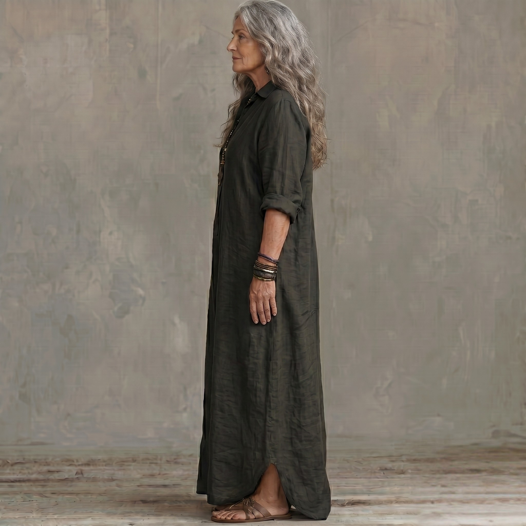 Soline | Relaxed V-Neck Button Maxi Dress