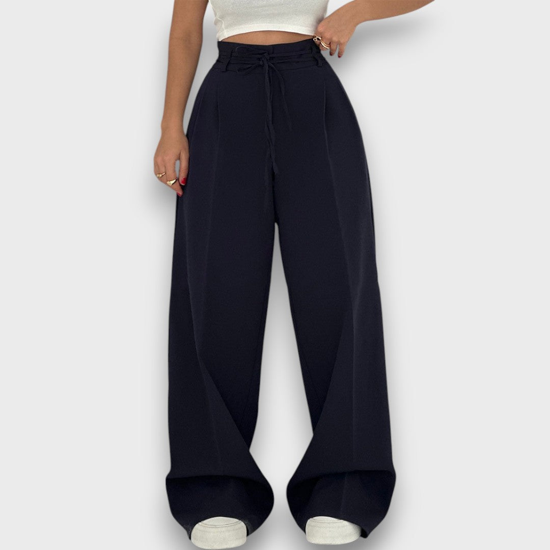 Giva – Pants with Relaxed Elegance