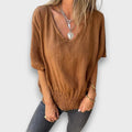 Bomia – Comfortable T-Shirt with Waistband and V-Neck