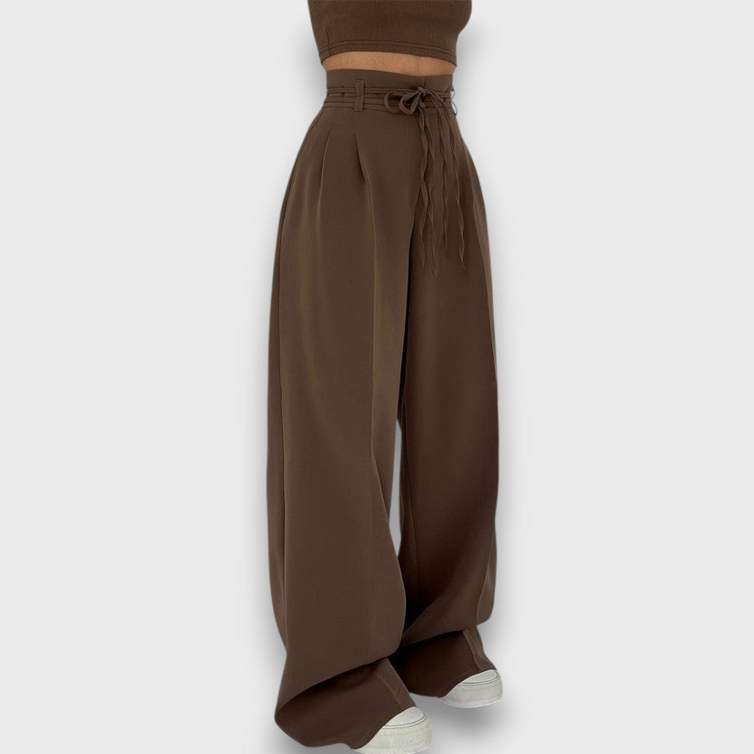 Giva – Pants with Relaxed Elegance