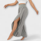 Leyranna – Flowing Summer Pants with Feminine Leg Slit