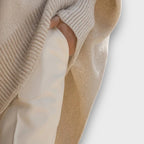 Avenne – Oversized poncho sweater