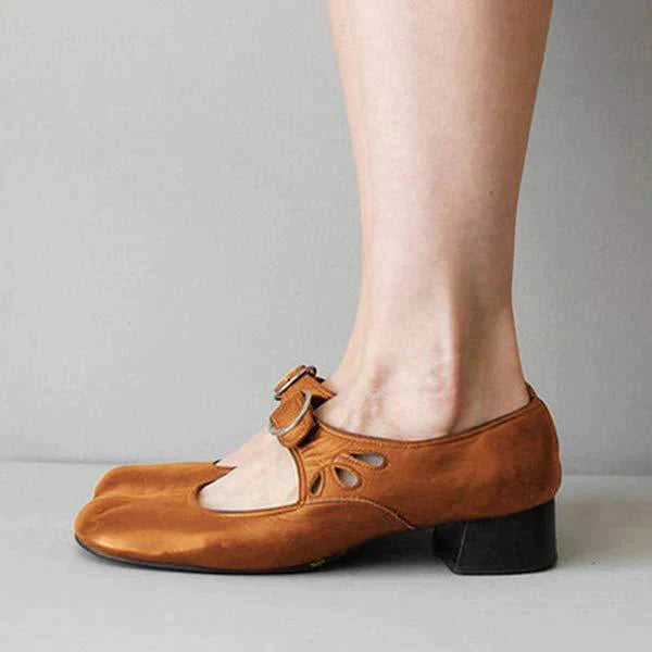 Miranda- Chic orthopedic leather sandals