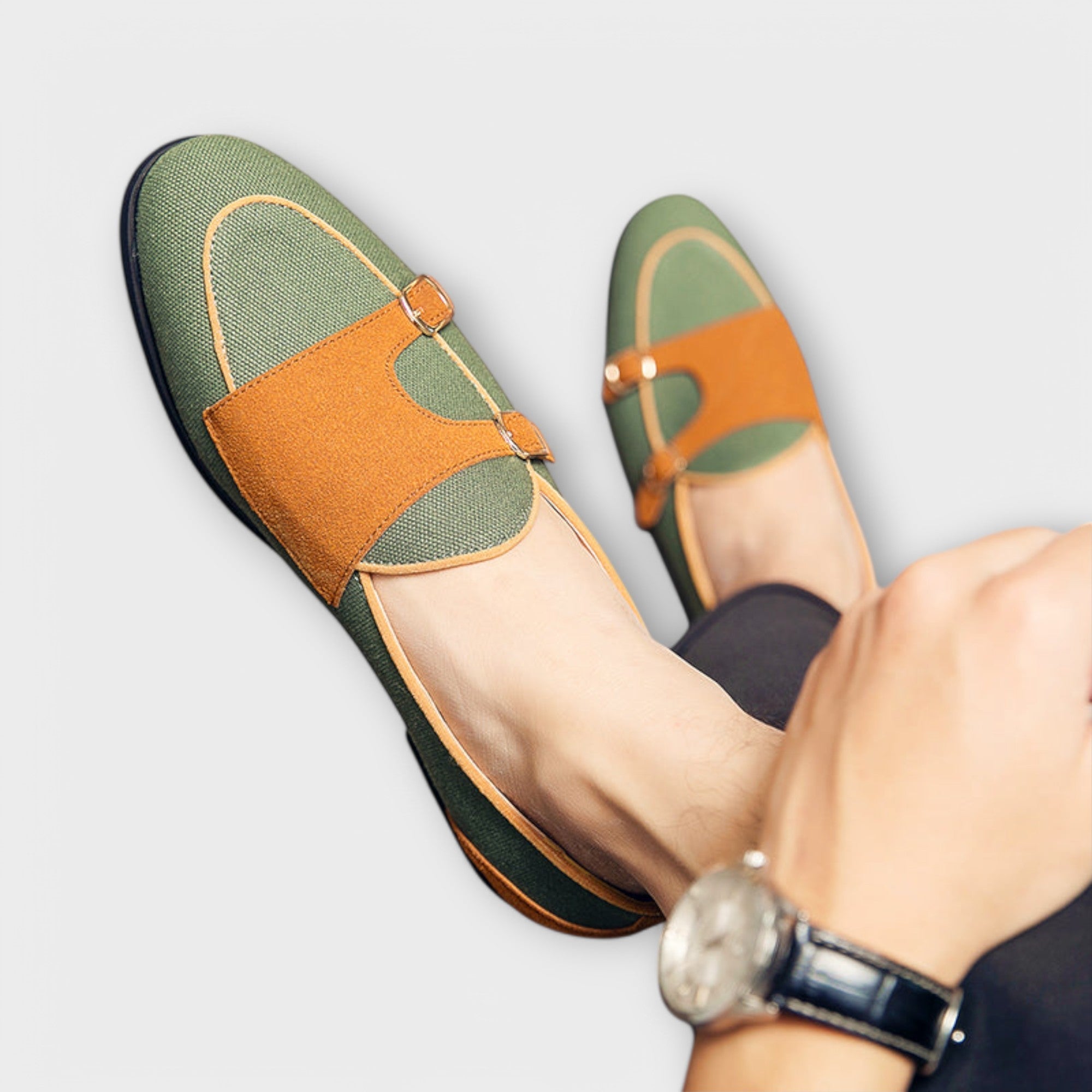Lissaro – Handmade slippers with elegant detail
