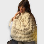 Knita – Chunky Knit Sweater with Cable Pattern