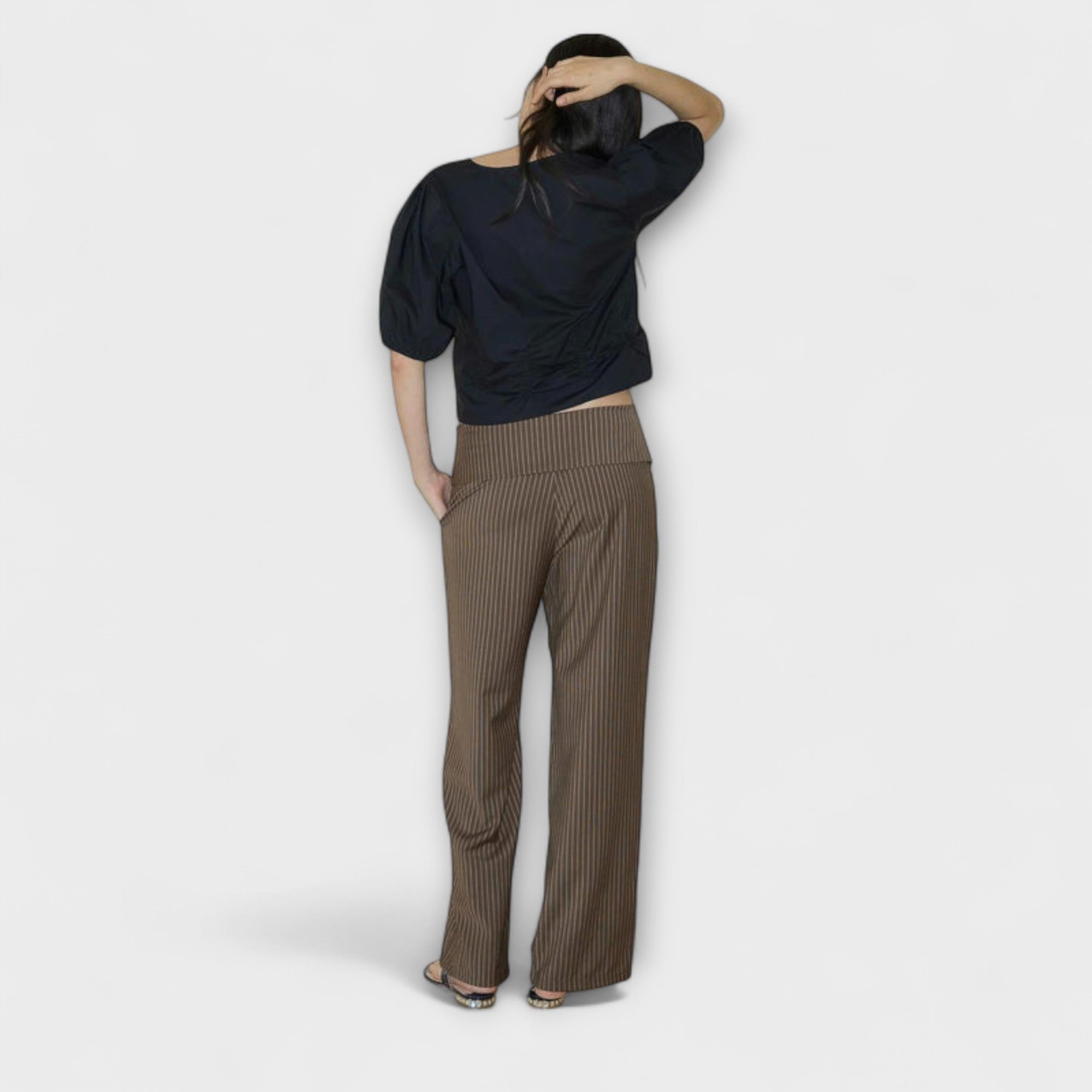 Noémi – Pleated Pants