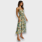 Solianne – Airy Strap Dress with Color Play