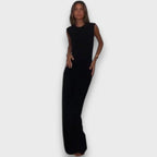 Anna – Sleeveless Jumpsuit with a Clear Line