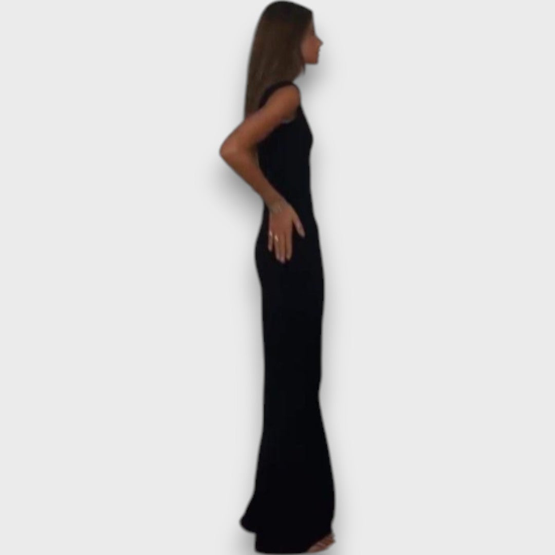 Anna – Sleeveless Jumpsuit with a Clear Line