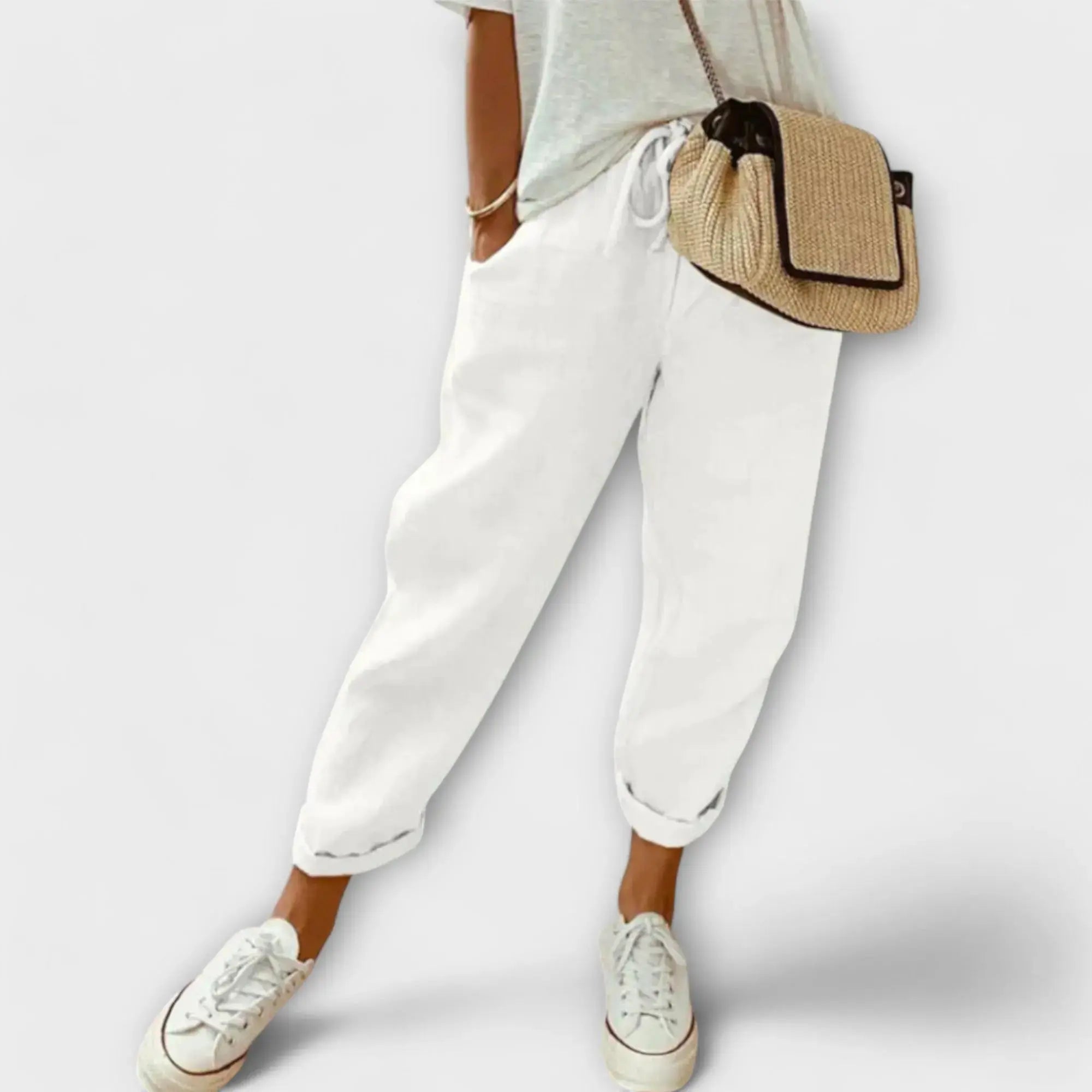 Benia – Airy Leisure Pants with a Feminine Silhouette