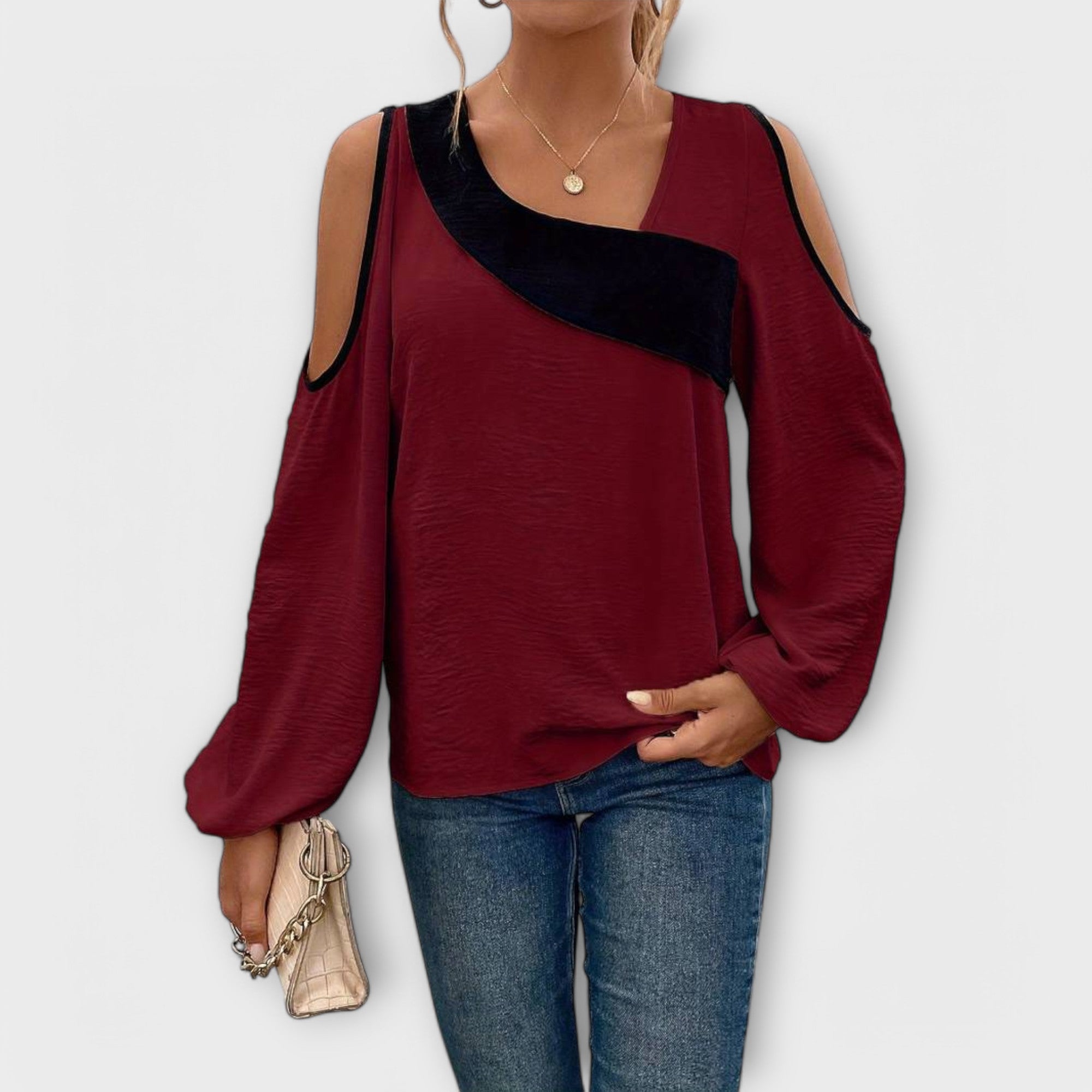 Nayela – Blouse with Square Neckline