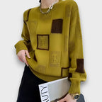 Avenna – Sweater with Graphic Pattern