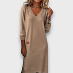 Haylen – Relaxed Knit V-Neck Dress