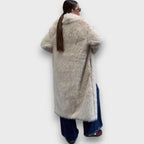 Liviane – Maxi coat with couture flair