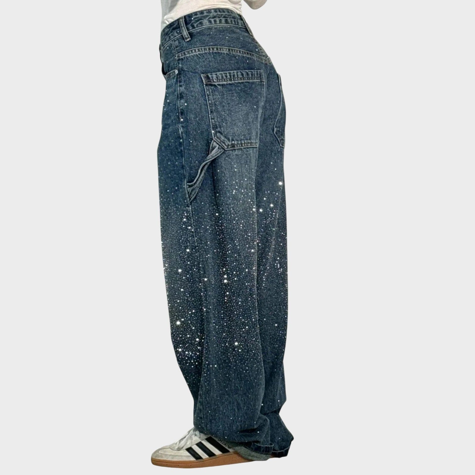 Valerie – Trendy Jeans with Subtle Shimmer